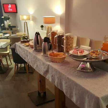 Croisette Szálloda 3*
